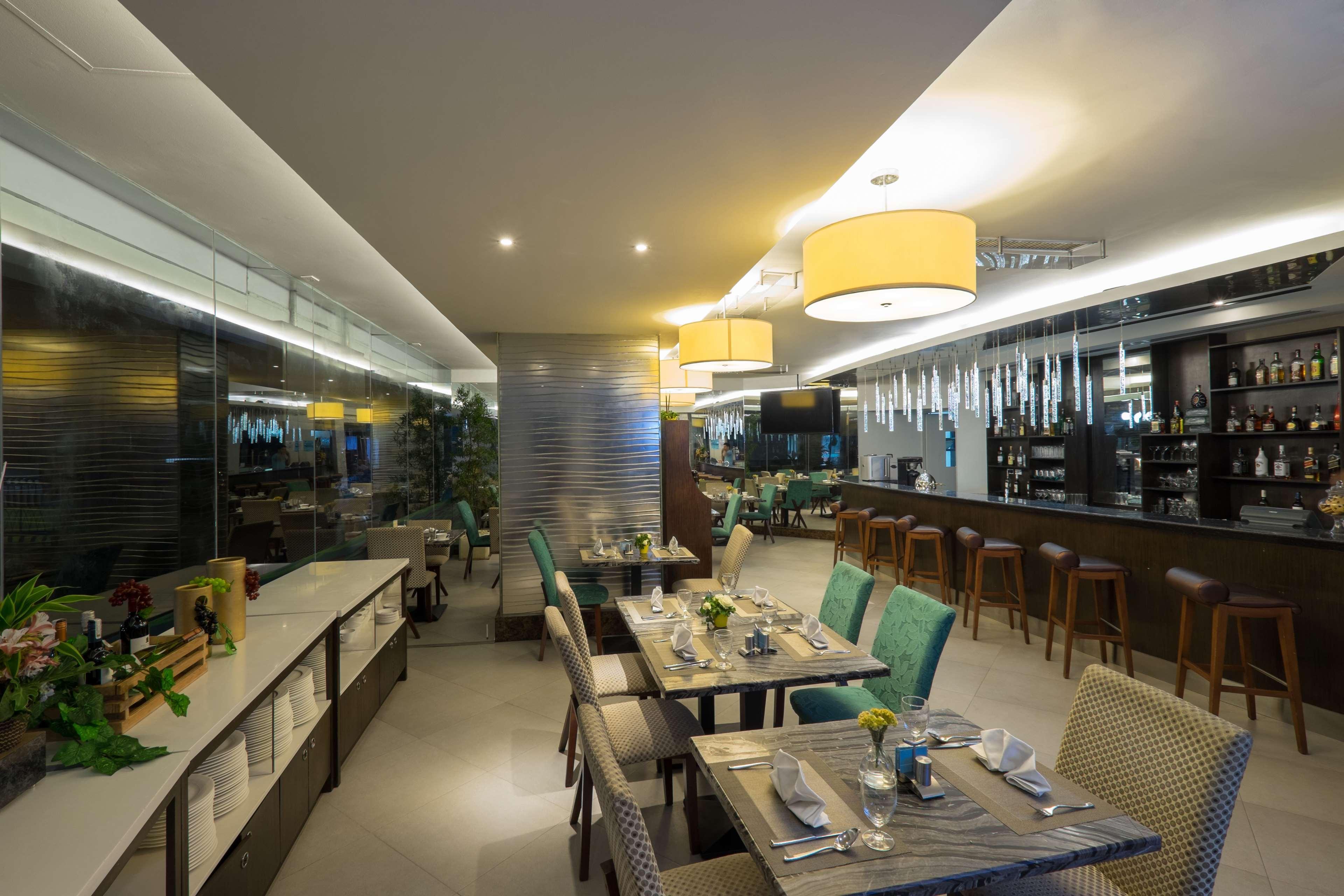 Lex Hotel Cebu Bagian luar foto