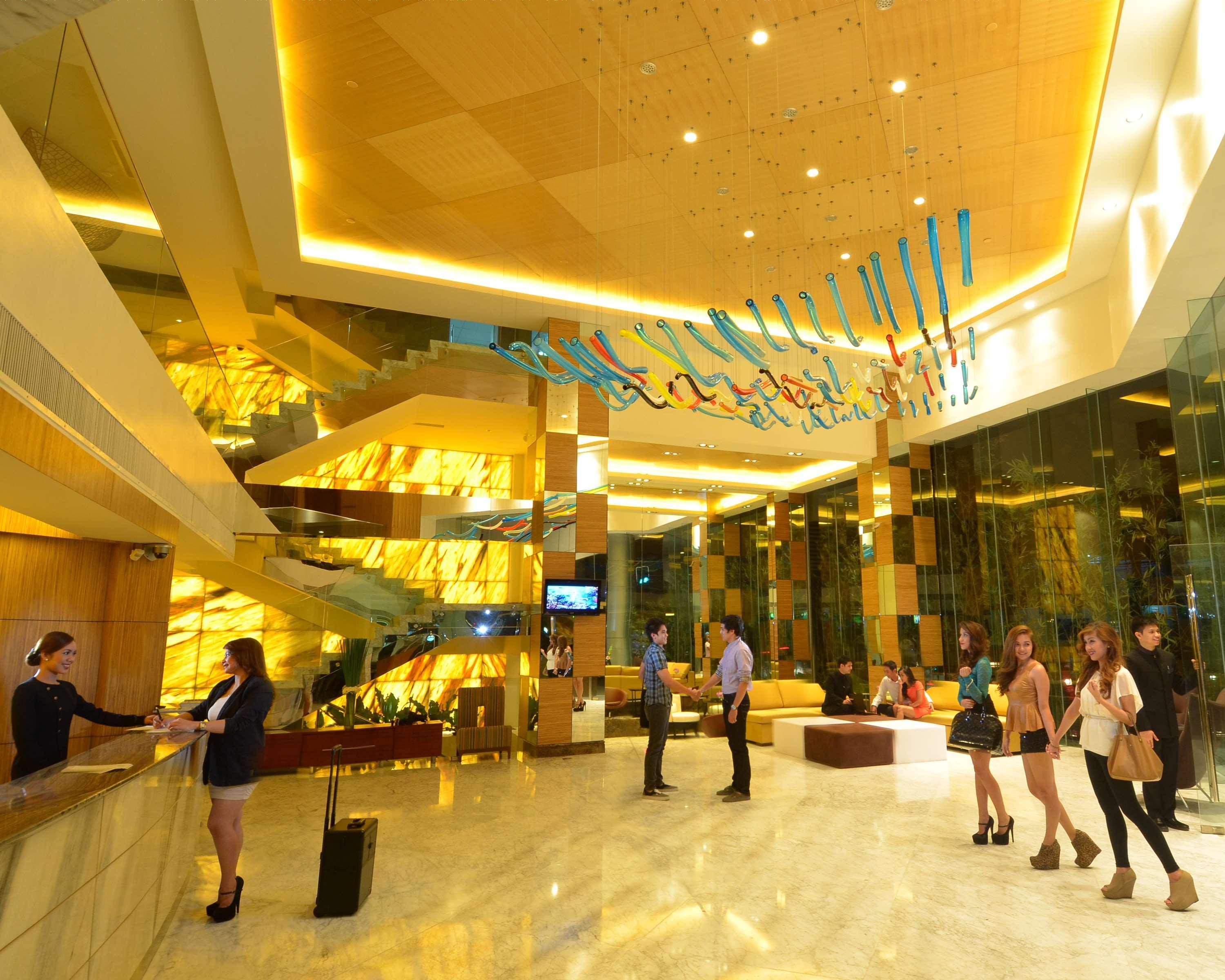 Lex Hotel Cebu Bagian luar foto